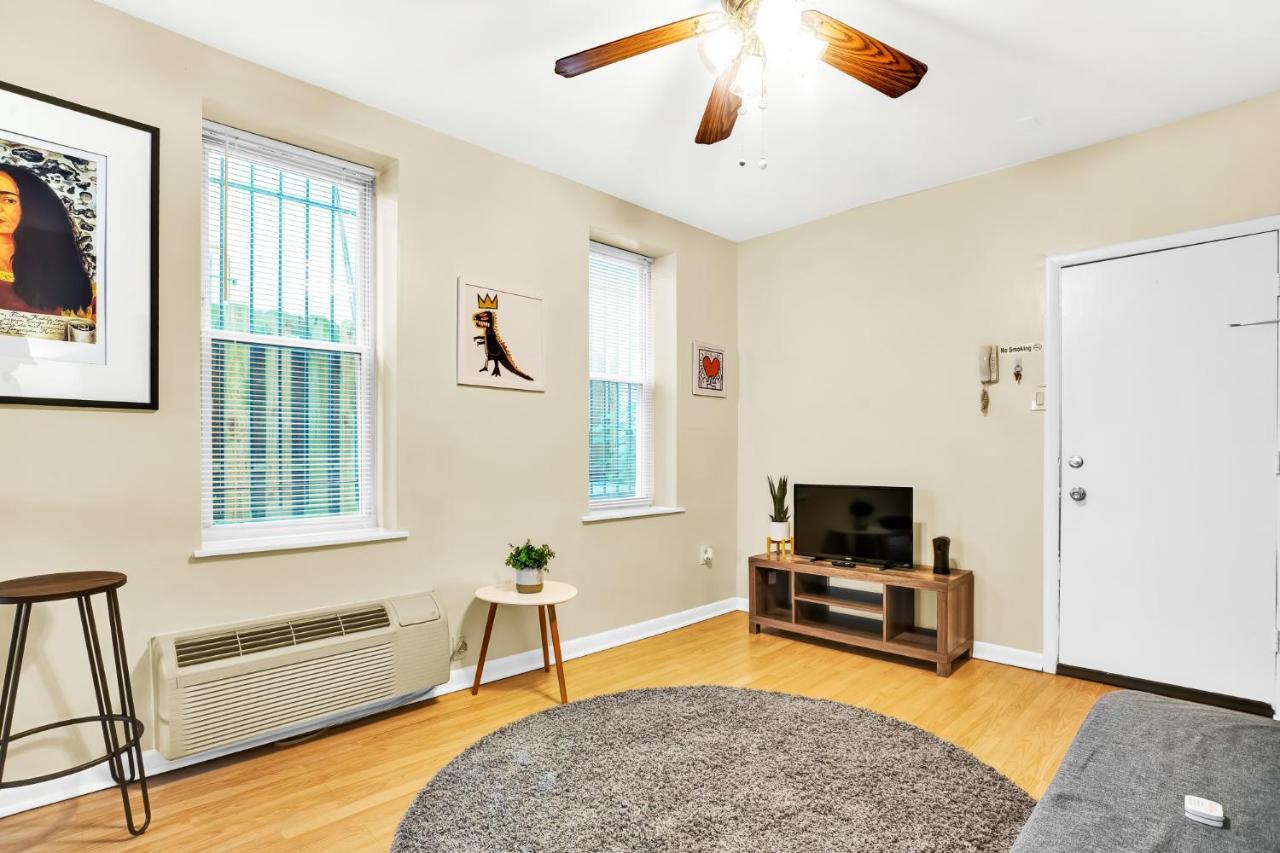 Rittenhouse Studio Apartment With Patio By Act Philadelphia Buitenkant foto